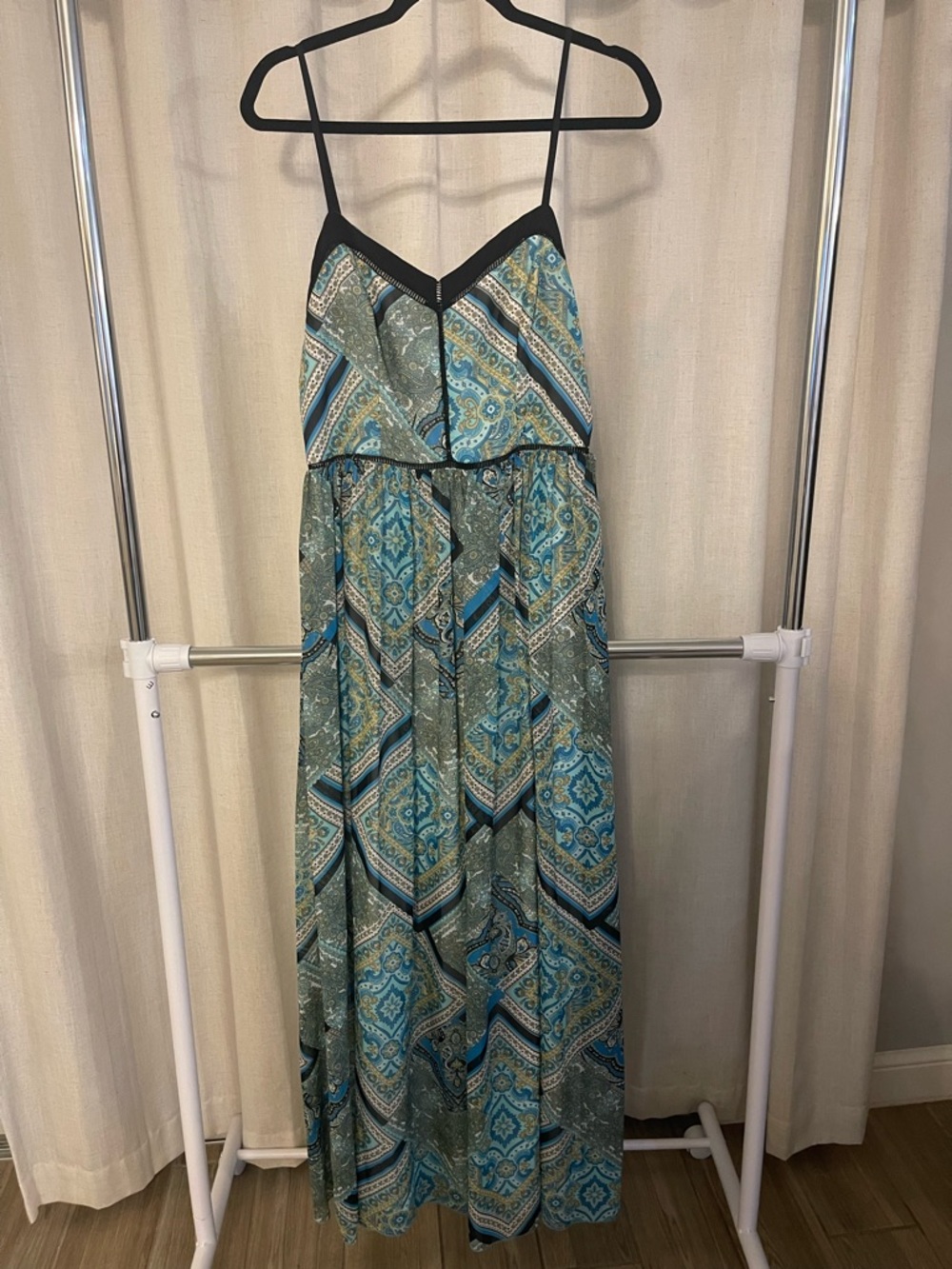Bisou bisouWomen’s Blue Green Patterned Maxi Dress with Black Trim